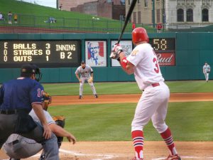 How to hit better in baseball games